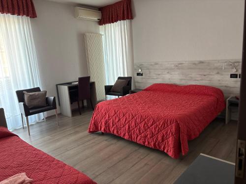 Camera tripla, 3 letti