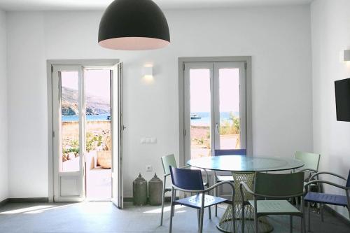 Serifos Beachfront Villa Ganema in Ganema