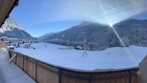 Ari Apartment Wald am Arlberg in 華爾德岩阿爾堡