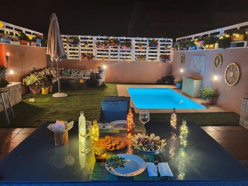 Acogedor y exótico hogar con piscina privada (Acogedor y exotico hogar con piscina privada) in Rafelguaraf