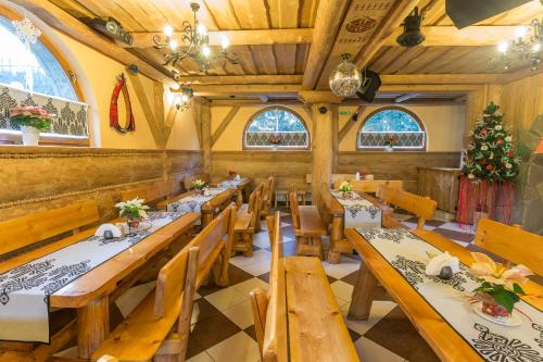 Tatrzański Dworek - image 13