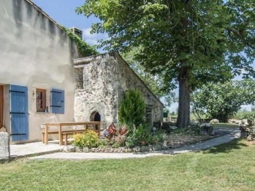 Detached rural Barn with private pool in Saint-Aubin-de-Cadelech