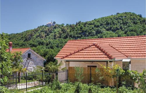 Viesnīcas āriene, Holiday Home Zvecanje With Outdoor Swimming Pool 326 in Zvečanje