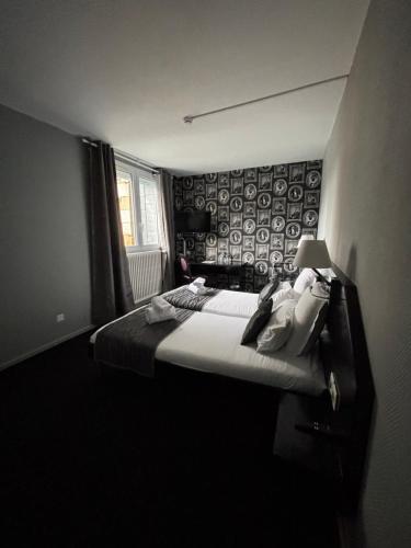 2 twin beds