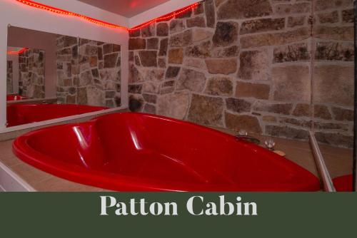 Facilities, Moore House Inn & Cabins in Marlinton