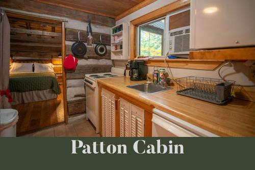 Moore House Inn & Cabins in Marlinton