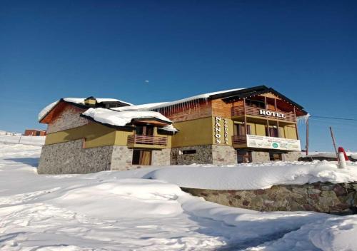 المنظر الخارجي, Kashmiri kitchens hotel in Gudauri