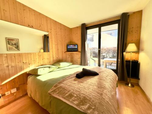 Chamonix studio vue Montblanc - Jardin terrasse et parking