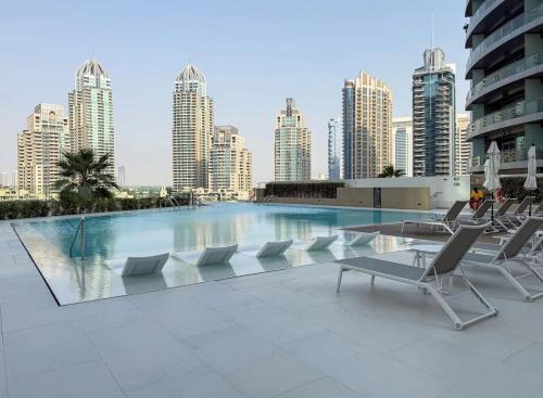 Oshima Holidays 1BR | Liv Marina | Marina View - image 13