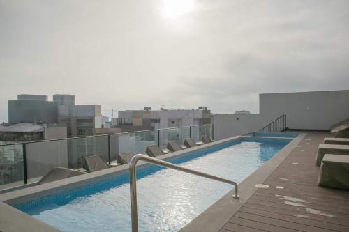 Art Residence in Miraflores by Wynwood House