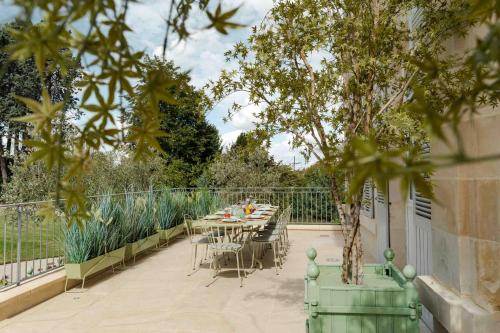 Domaine de l'Ormeau - Luxury Estate with Indoor Pool and Spa in Falaise, Normandy - Steps from Willi in Falaise