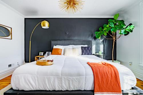 Short North Convention King Bed Free Parking in Columbus, USA