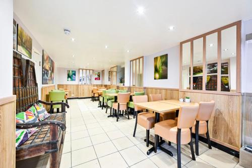 The Bridge Hotel - image 39