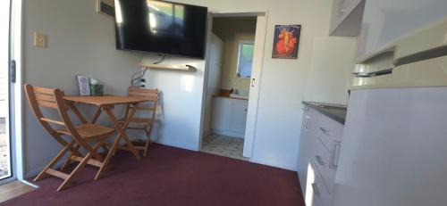 Facilities, Cozy corner on Cohen in Annesbrook