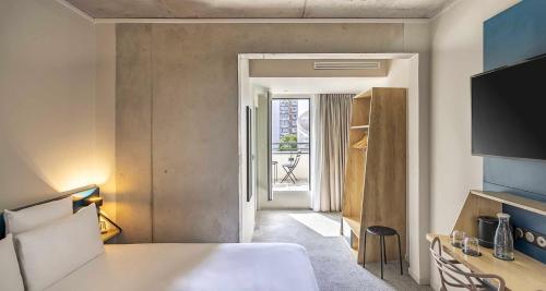 room detail thumbnail 0