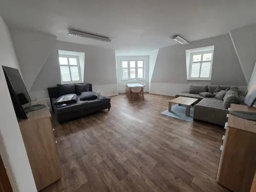 76m2 FERIENWOHNUNG - 2 RAUM WOHNUNG APARTMENT in ZITTAUER STADTZENTRUM INNENSTADT INNENRING TOP LAGE - WOHNEN AUF ZEIT IN ZITTAU in Zittau, Deutschland