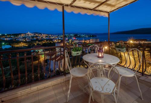 Beautiful Seaview Apartments Loncar 3