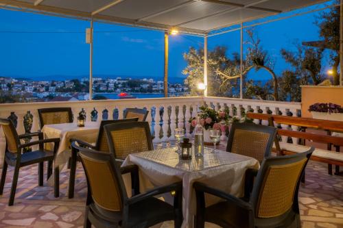 Beautiful Seaview Apartments Loncar 4