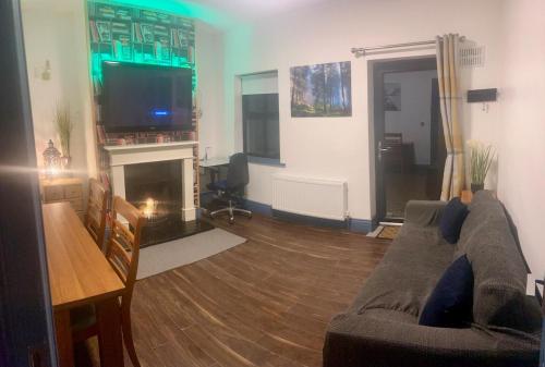 2 Bedroom Workers Apartment in Tyrrellspass