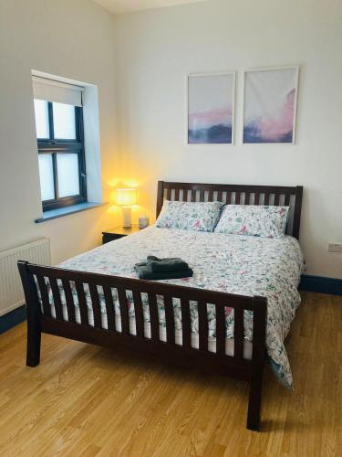 Istaba viesiem, 2 Bedroom Workers Apartment in Tyrrellspass