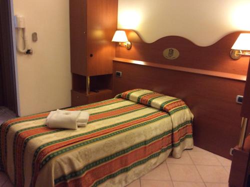 1 twin bed