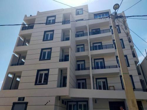 Beautiful Luxury F2 All Comfort in Bejaia