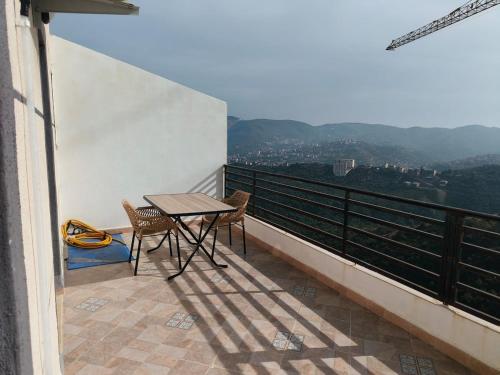 Beautiful Luxury F2 All Comfort in Bejaia