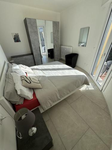 Emilia 89 - Intero Appartamento con Check-in automatico in Ozzano dell' Emilia