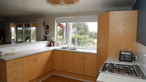 Driftaway - WIFI, Netflix, pet friendly, comfort in Marion Bay