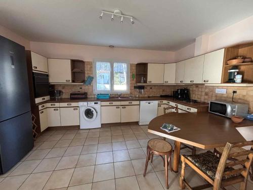 Maison 6 pers à 250m de la plage avec animaux admis! - FR-1-194-448