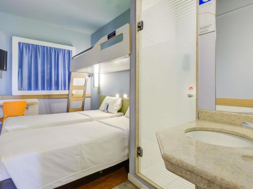 ibis budget Rio de Janeiro Nova America in Del Castilho
