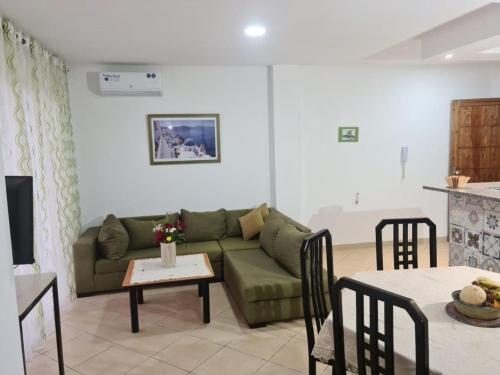 Bel Appartement S plus 2, Résidence Aicha avec piscine (Bel Appartement S plus 2, Residence Aicha avec piscine) in Kelibia