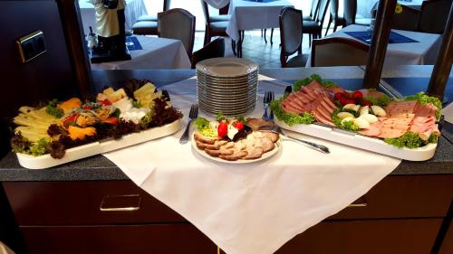 Food and beverages, Hotel-Cafe Rathaus in Bad Abbach