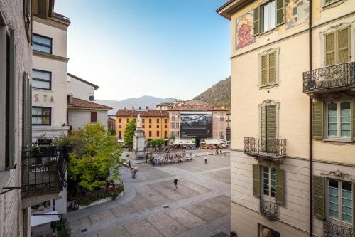 Como Design Apartment - byMyHomeinComo - image 6