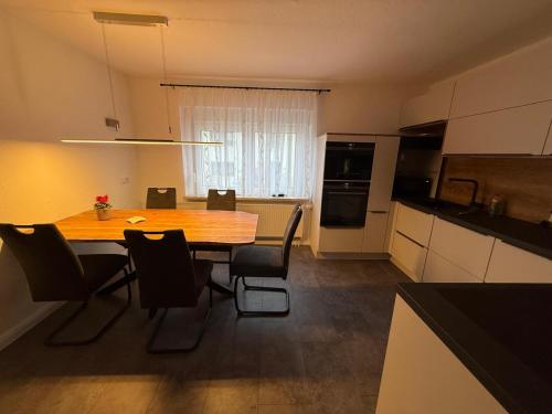 Ferienhaus in Glauchau, Garten, Grillmoglichkeit, Privatparkplatz, Kaffeevollautomat, Wlan, Netflix in Glauchau