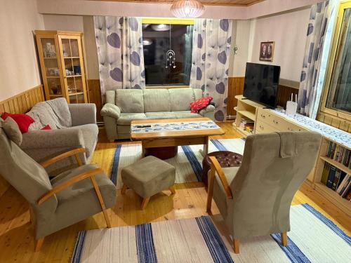 Grandma's home in Vikajarvi