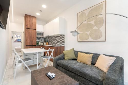 Moderno Apartamento Recien Reformado para 4 personas Alquiler Temporal - image 3