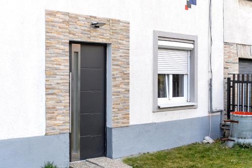 Wandorf 125 Apartman in โซปรอนบันฟัลวา