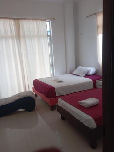 2 double beds