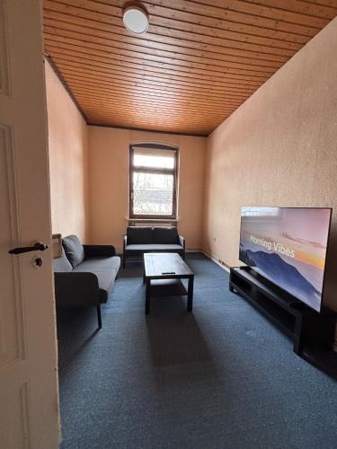 Shared lounge/TV area, Emmerstedt - Alte Schule in Helmstedt