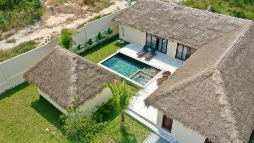 Private Pool Villa in a Peaceful Tropical Garden in Koh Rong