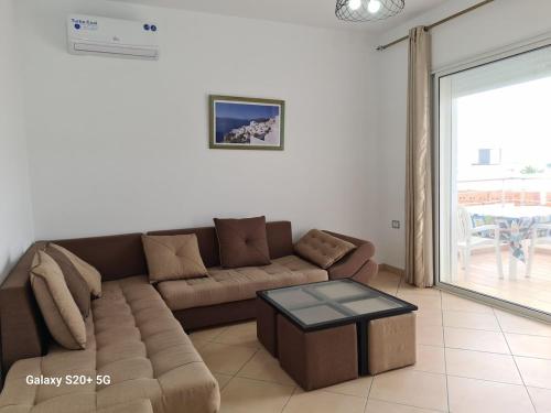 Très Agréable Appartement S plus 2, Résidence Aicha avec piscine (Tres Agreable Appartement S plus 2, Residence Aicha avec piscine) in Kelibia
