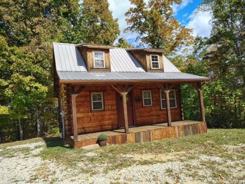 The Hampton - An Amish Built Deluxe Log Cabin - Louisa, KY