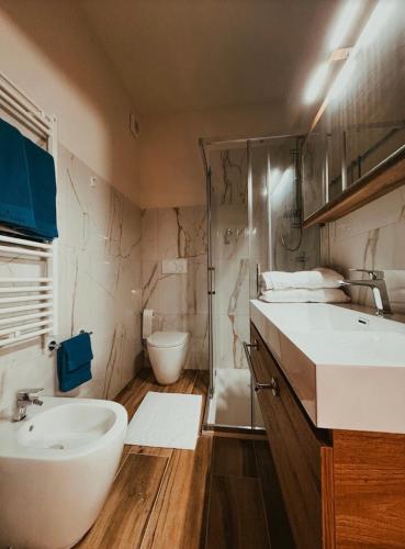 Foresteria Liros 2 chambre d'hôte Genzone