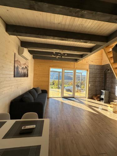 Filin House2 in Mikulitjin