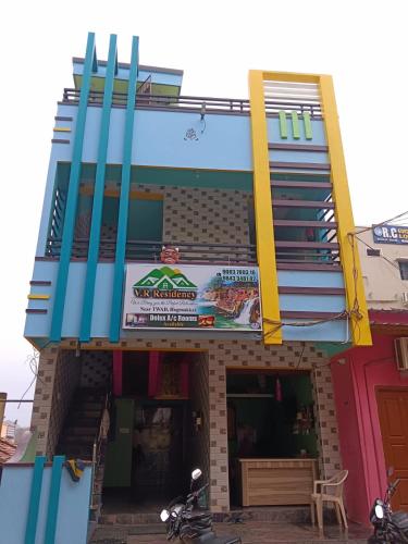 VR Residency in Hogenakkal
