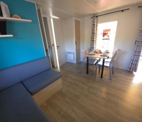 Mobilhome 5 PLACES in 塞纽斯