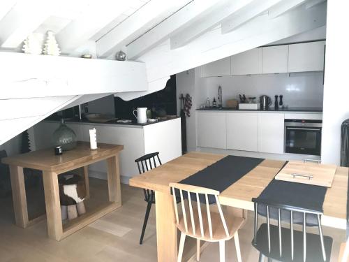 3 bedrooms, 4 beds