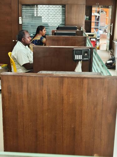 Vestabils, JSR Grand hotel and Banquets in Nalgonda