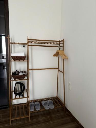 LucyHouse - image 5